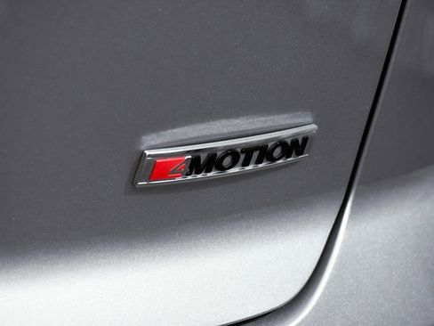 Used 2021 Volkswagen Atlas Cross Sport SEL R-Line image 90