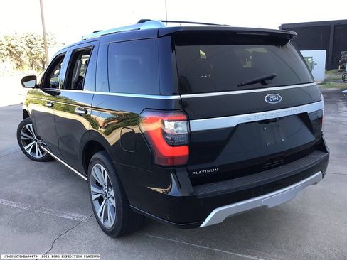 Used 2021 Ford Expedition Platinum AWD/4WD image 6