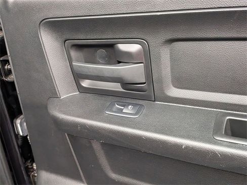 Used 2018 RAM 1500 Express w/ Express Value Package image 32