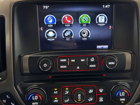 Used 2015 GMC Sierra 3500 Denali w/ Duramax Plus Package image 17