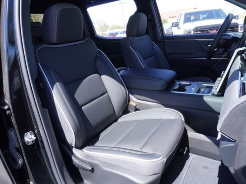 New 2026 GMC Sierra EV Elevation image 12