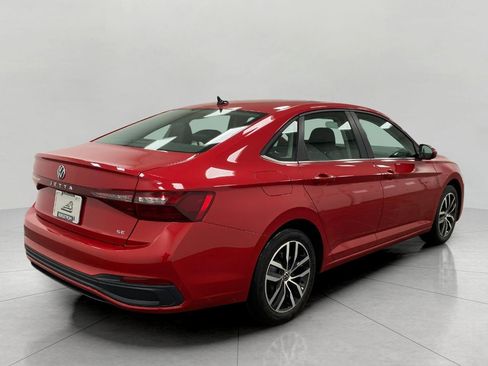 New 2026 Volkswagen Jetta SE FWD image 3