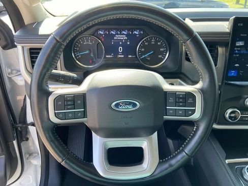 Certified 2024 Ford Expedition XLT AWD/4WD image 18