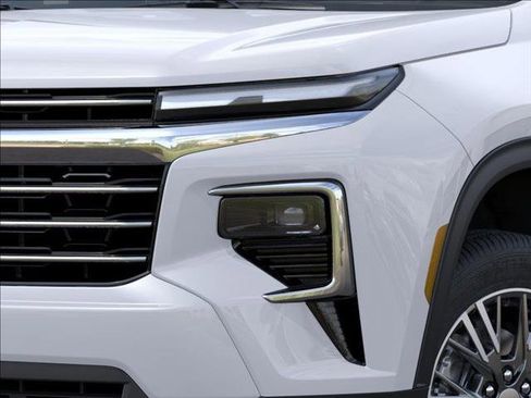 New 2025 Chevrolet Traverse LT w/ LPO, Floor Liner Package image 10