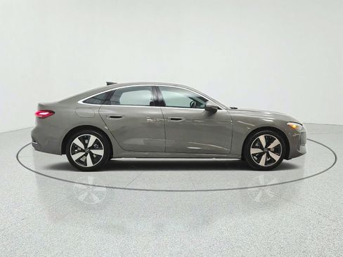 Used 2025 Audi A5 2.0T Premium w/ 19" Wheel Package AWD/4WD image 4