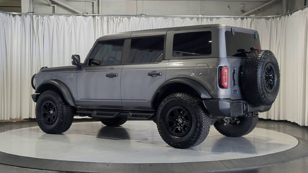 Used 2023 Ford Bronco Wildtrak AWD/4WD image 8