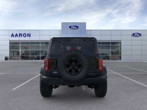 New 2026 Ford Bronco Badlands image 6