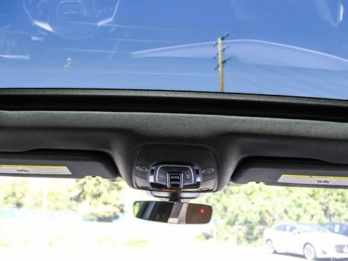 Used 2024 Audi Q8 e-tron Premium Plus w/ Premium Plus Package image 12