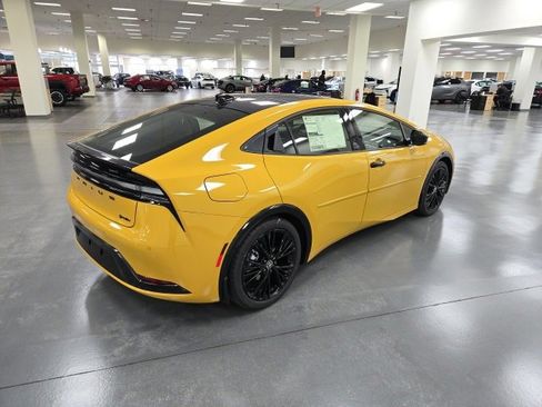 New 2026 Toyota Prius Plug-In Hybrid image 5