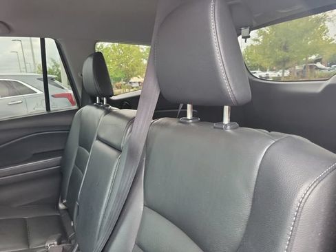 Used 2019 Honda Pilot Touring image 10