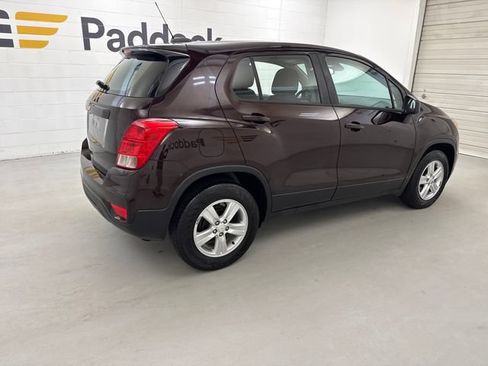 Used 2021 Chevrolet Trax LS FWD image 5