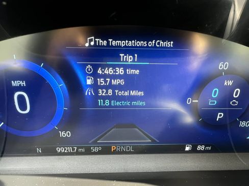 Used 2020 Ford Escape Titanium w/ Titanium Premium Package 2.0 image 12