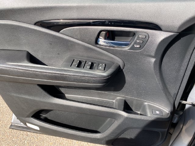Used 2020 Honda Ridgeline RTL-E image 13