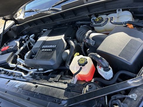 Used 2022 GMC Sierra 1500 SLT image 56