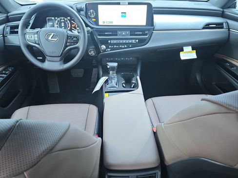 New 2025 Lexus ES 350 w/ Premium Package image 8