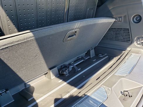 New 2026 Chevrolet Tahoe High Country RWD image 13