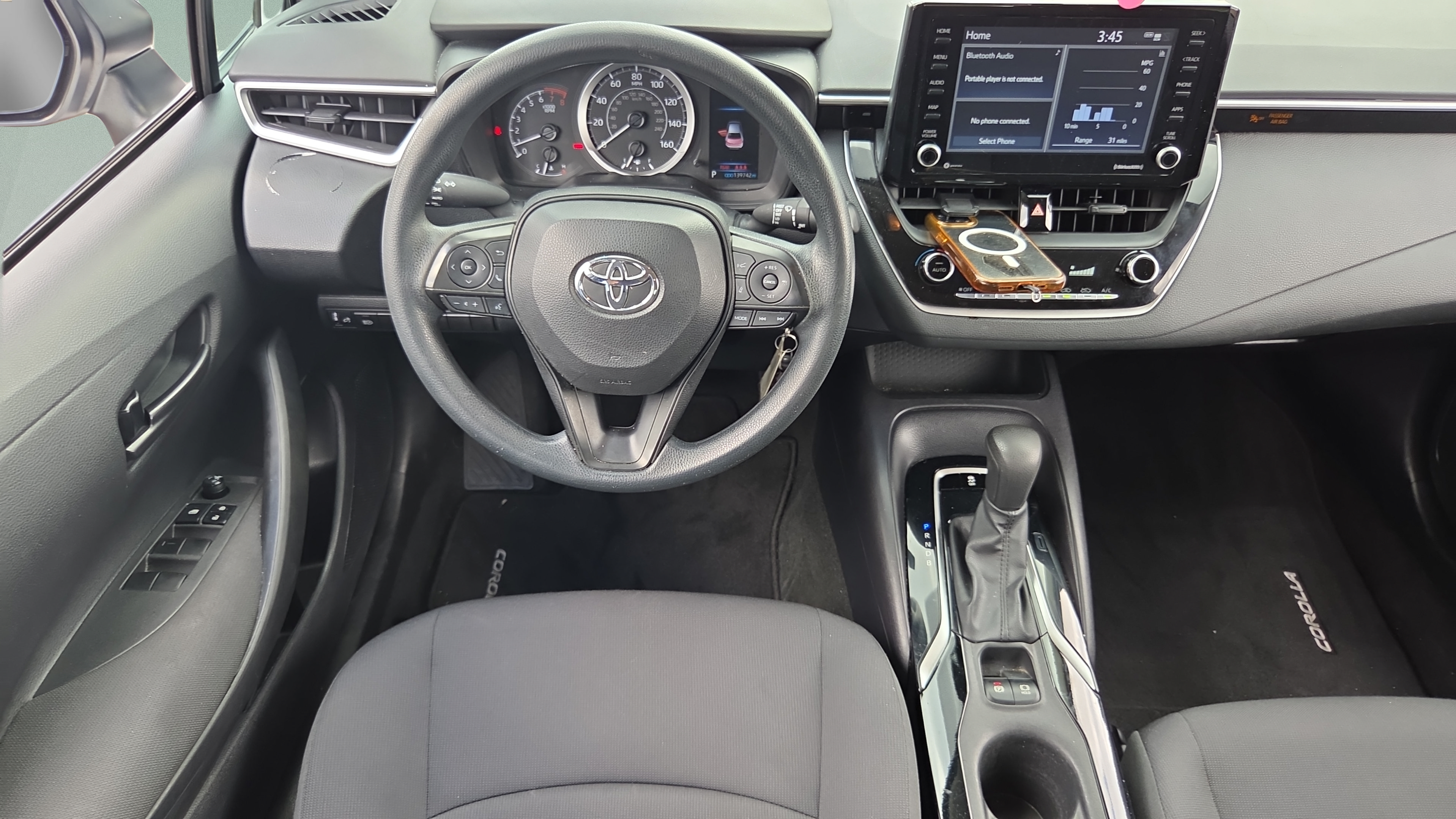 Used 2022 Toyota Corolla LE FWD image 14