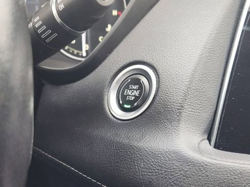 Used 2023 Cadillac XT4 Premium Luxury FWD image 21