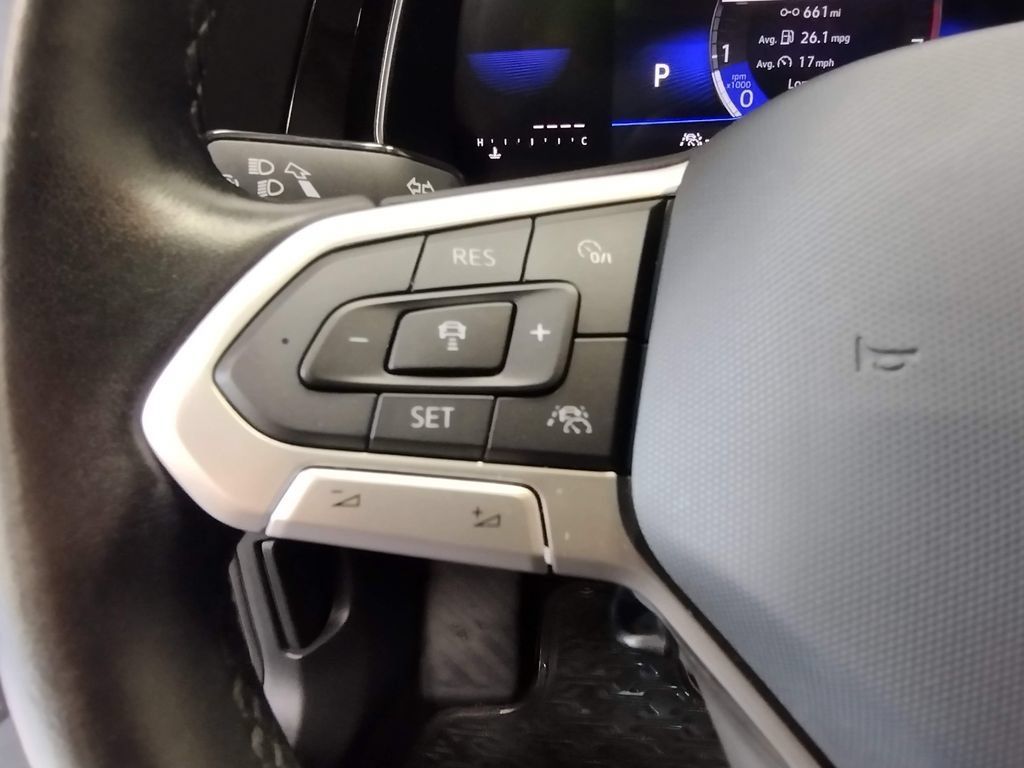Certified 2023 Volkswagen Jetta SE w/ Panoramic Sunroof Package FWD image 26