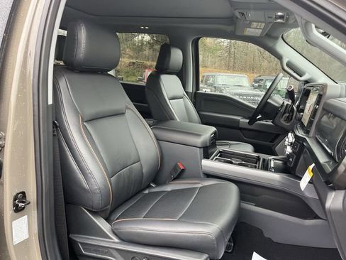 New 2026 Ford F250 Lariat w/ Lariat Premium Package image 28