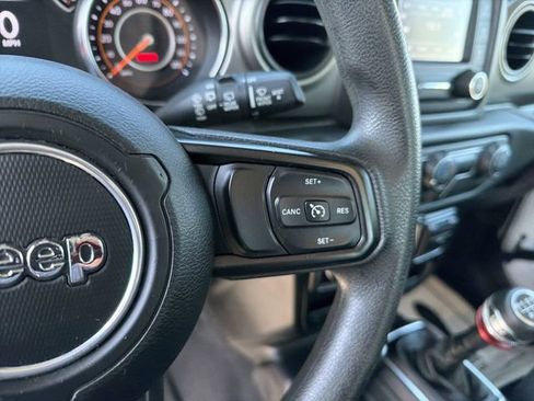 Used 2020 Jeep Wrangler Sport AWD/4WD image 16