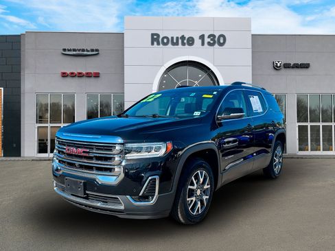 Used 2022 GMC Acadia SLT w/ Technology Package image 2