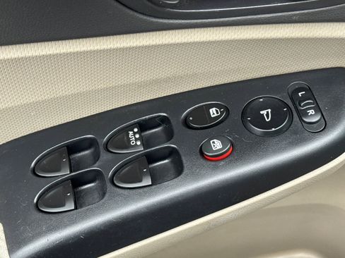 Used 2011 Honda Civic LX image 13