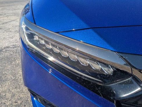 Used 2022 Honda Accord Sport image 11