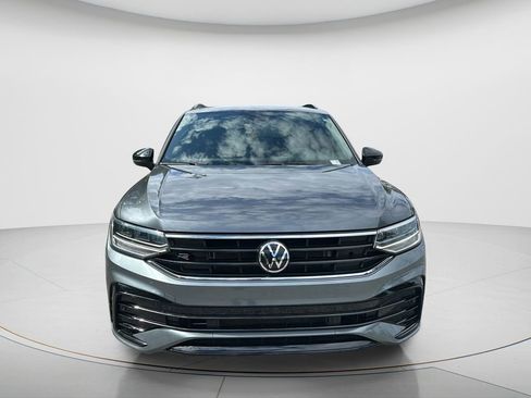Certified 2024 Volkswagen Tiguan SE R-Line FWD image 8