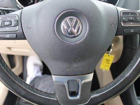 Used 2014 Volkswagen Jetta TDI FWD image 14