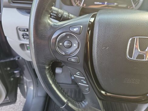 Used 2018 Honda Ridgeline RTL-E image 26