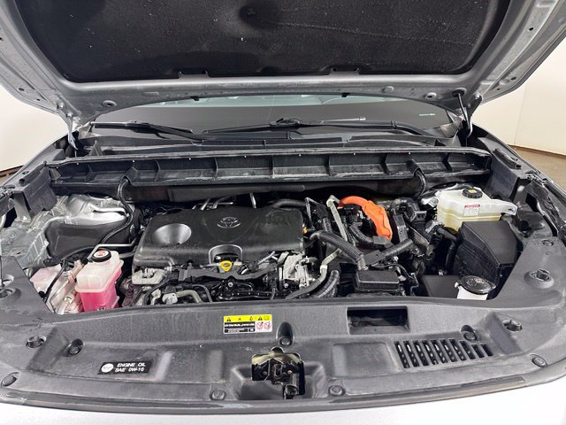 Used 2021 Toyota Highlander XLE AWD/4WD image 31