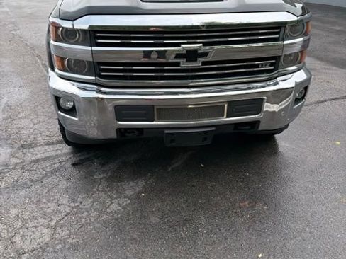 Used 2019 Chevrolet Silverado 3500 LTZ w/ Duramax Plus Package AWD/4WD image 7