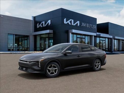 New 2026 Kia K4 FWD image 3