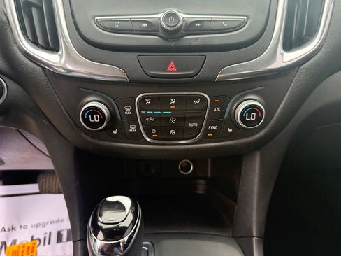 Used 2018 Chevrolet Equinox LT AWD/4WD image 37