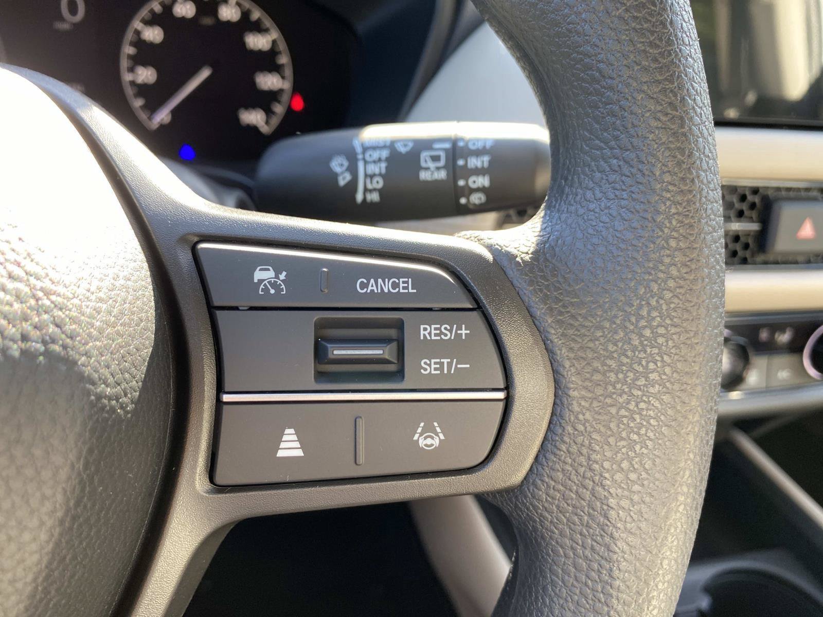 New 2027 Honda HR-V LX image 14