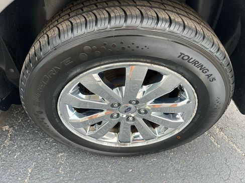 Used 2010 Ford Edge Limited AWD/4WD image 24