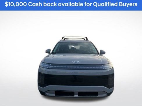 New 2026 Hyundai Ioniq 9 SE image 2