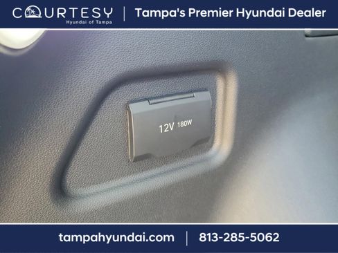 New 2026 Hyundai Tucson SE image 8