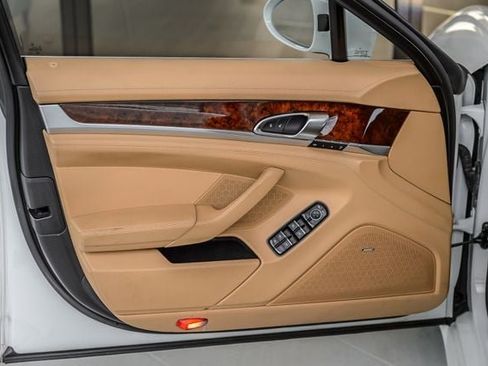 Used 2014 Porsche Panamera 4S Executive AWD/4WD image 49