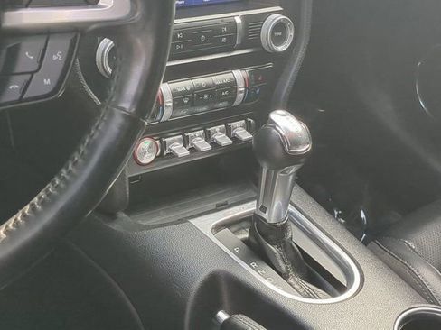 Used 2021 Ford Mustang Premium image 18