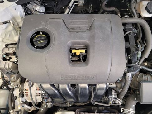 Used 2020 Kia Forte LXS image 30