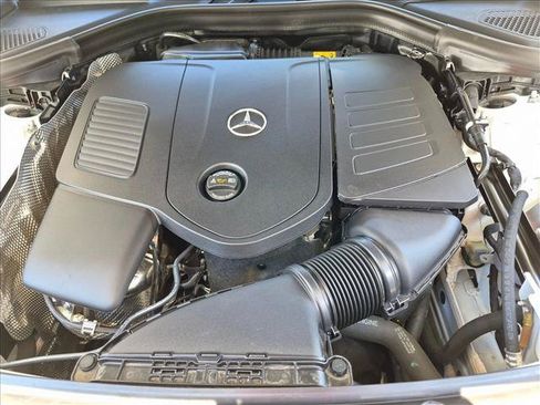 Used 2023 Mercedes-Benz GLC 300 4MATIC image 24