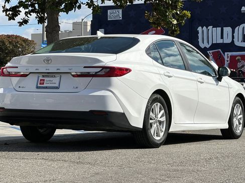 Certified 2025 Toyota Camry LE FWD image 4