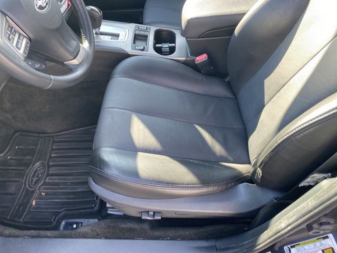 Used 2013 Subaru Legacy 3.6R Limited image 4