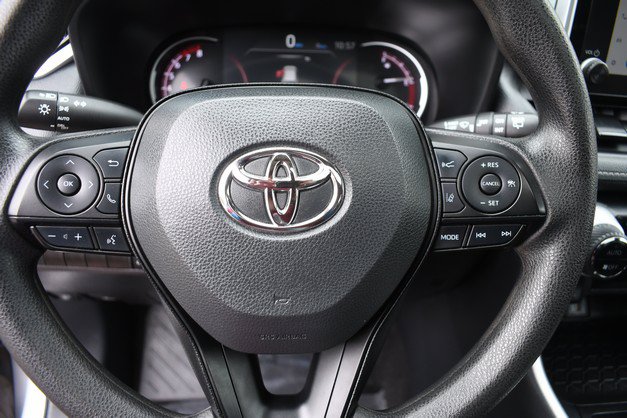 Used 2025 Toyota RAV4 XLE w/ Convenience Package AWD/4WD image 31