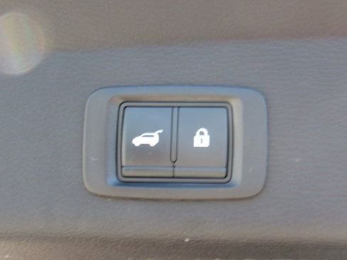 New 2026 Mitsubishi Outlander SE FWD image 6