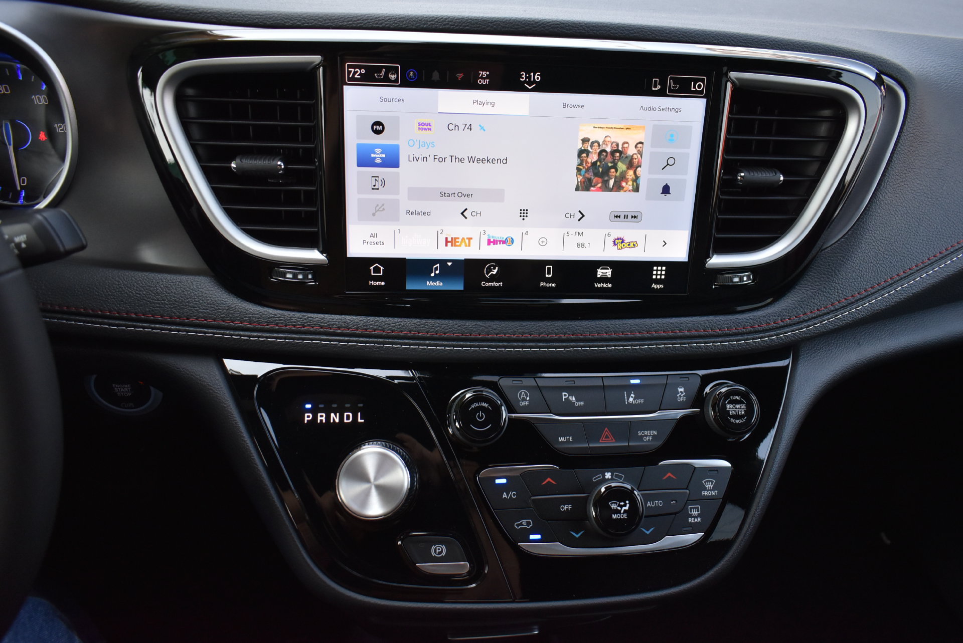 New 2027 Chrysler Pacifica Select AWD/4WD image 25