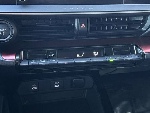 Certified 2024 Toyota Prius Prime SE image 30