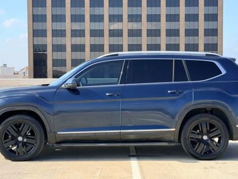 Used 2019 Volkswagen Atlas SEL Premium image 10